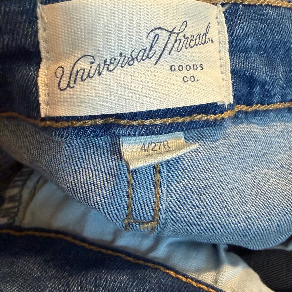 Universal Thread Women's High-Rise Patched Skinny Jeans - Size 4 - NWT - Picture 10 of 12